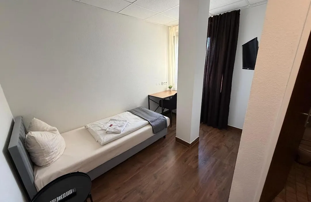 Vintage HOTEL S-Weilimdorf-1